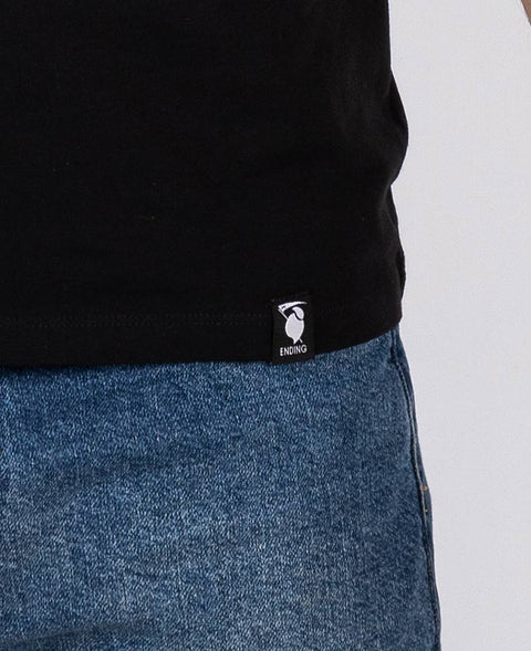 Ending Clothes Freedom Smoke Black Organic cotton camiseta algodón algodon orgánico organico negra detail